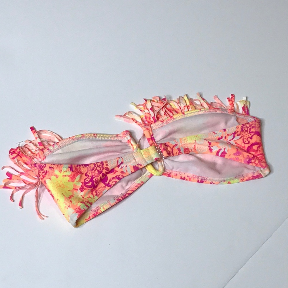 NWOT Wet Seal Fringe Bikini Top - Picture 2 of 4